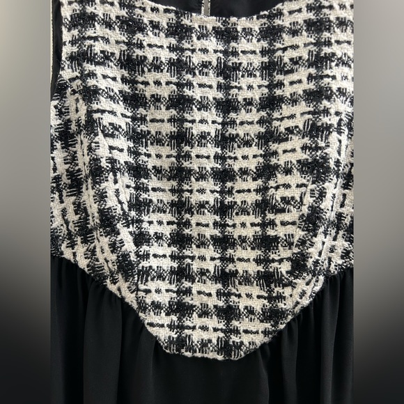 BCBG black and white mini dress - Picture 3 of 6